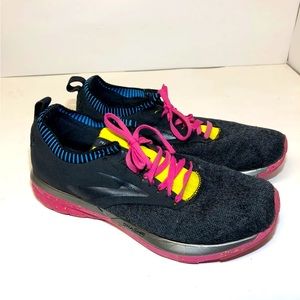 Brooks Ricochet Womens running shoe size 9